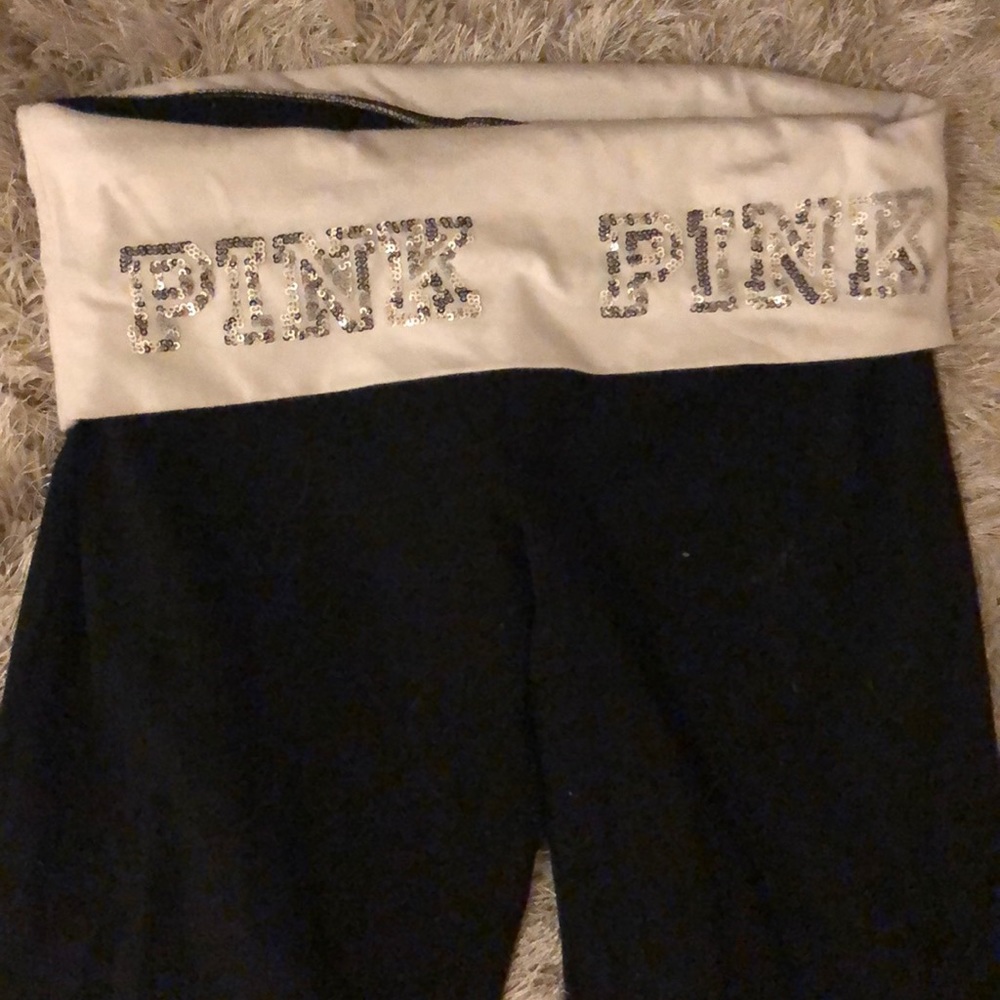 PINK YOGA PANTS!
